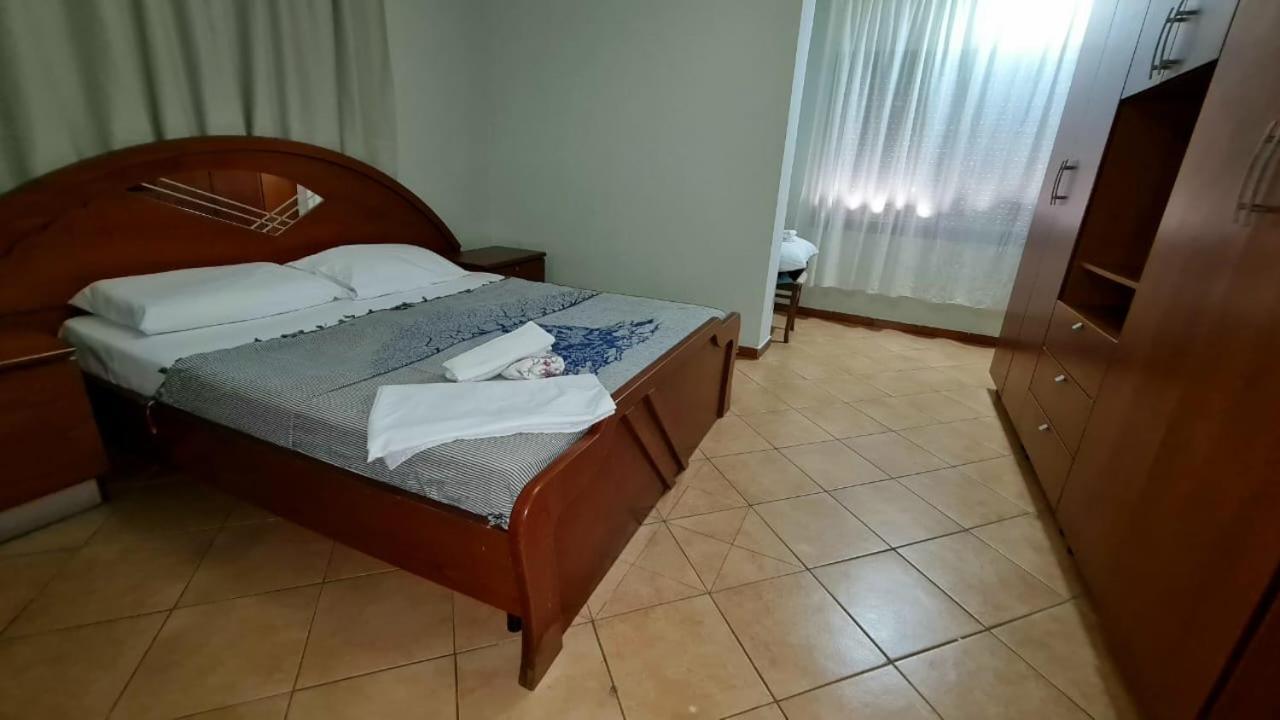 Calmly, Spacious Apartment Next To Usa Embassy Tirana Exterior foto